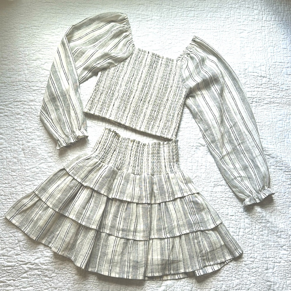 Cute skirt and top set! Girls size 10/12 cotton